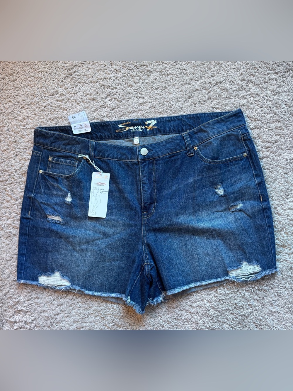 Women’s 20W plus size Indigo mid rise Distressed Denim Cutoff Shorts